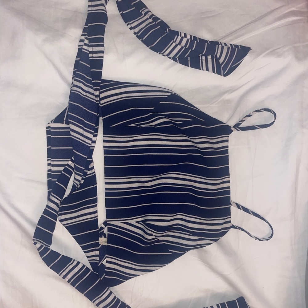 Cropped blouse